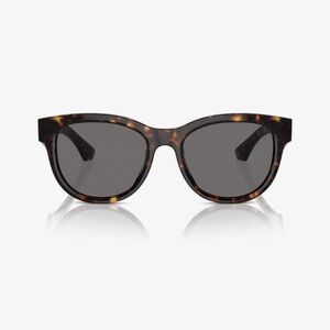 Authentic brand new Burberry sunglasses 4432U